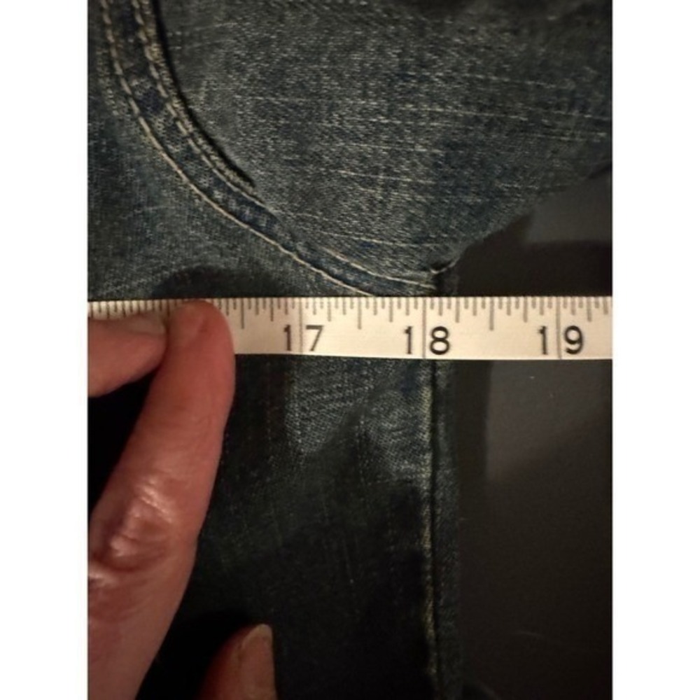 Eddie Bauer True Vintage L 90's 100% Cotton Denim Distressed Trucker Jacket - Picture 14 of 15